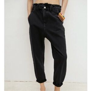 Zara women’s black baggy jeans size medium